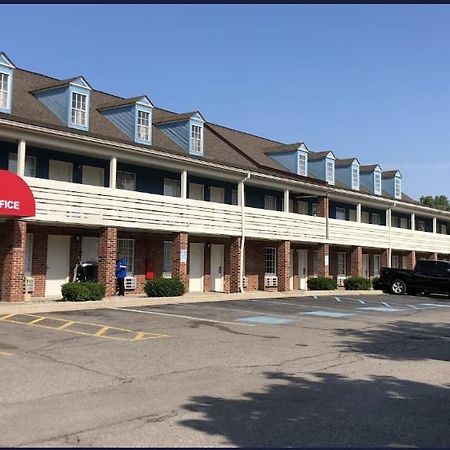 Econo Lodge Canton Esterno foto