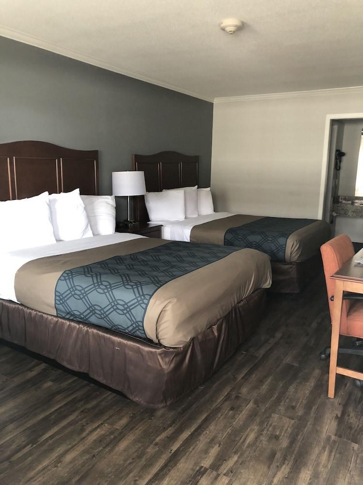 Econo Lodge Canton Esterno foto