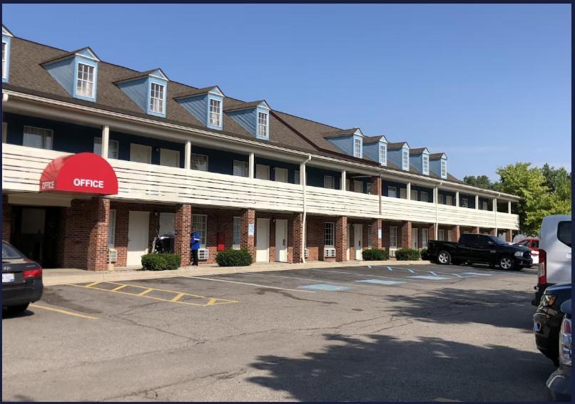 Econo Lodge Canton Esterno foto