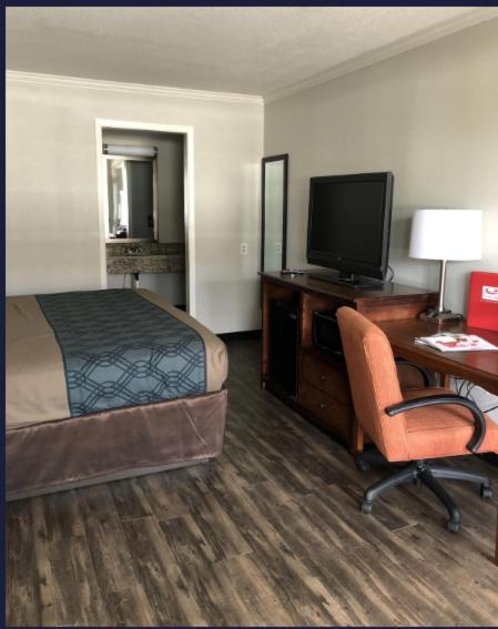 Econo Lodge Canton Esterno foto