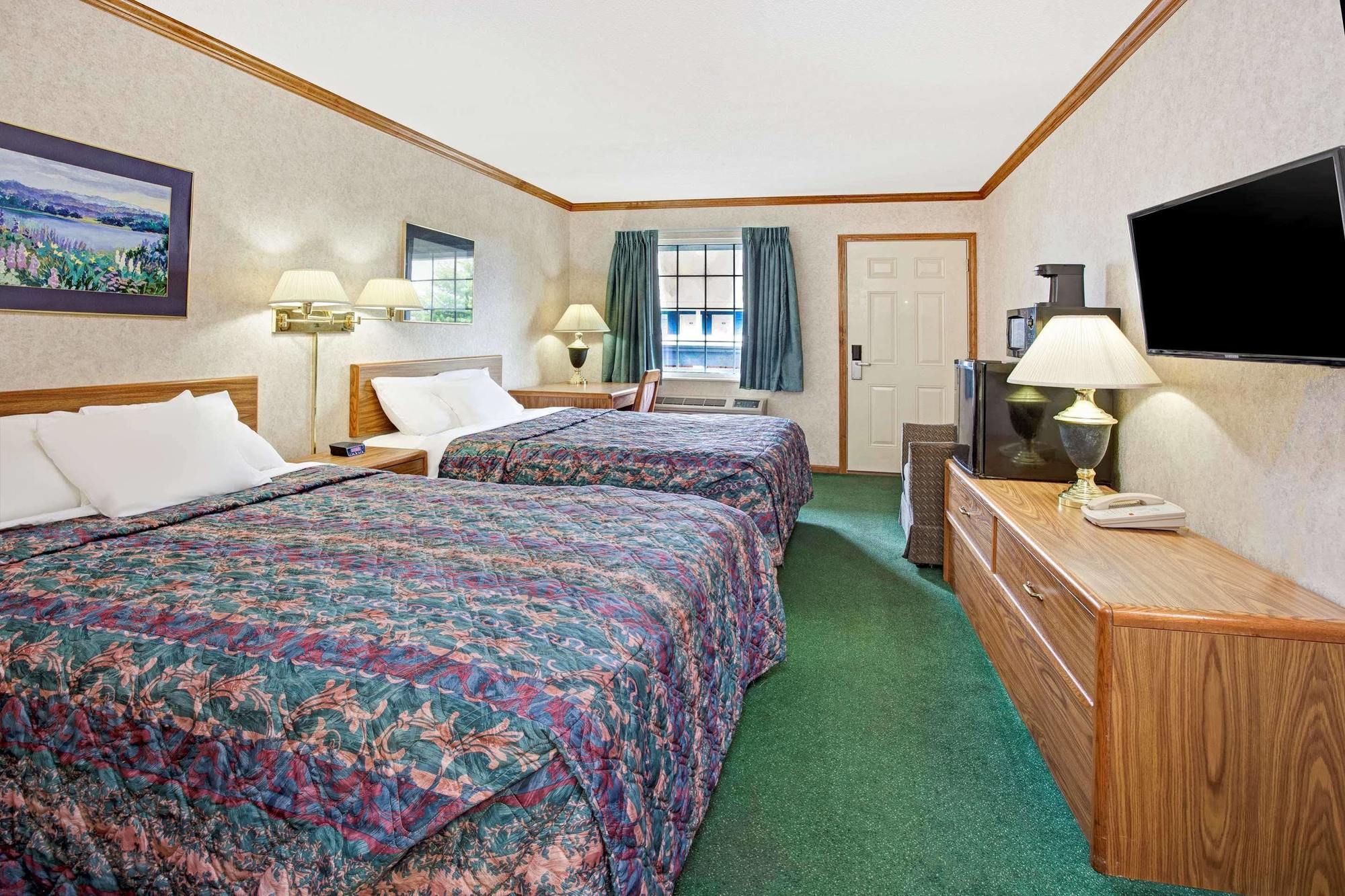 Econo Lodge Canton Esterno foto